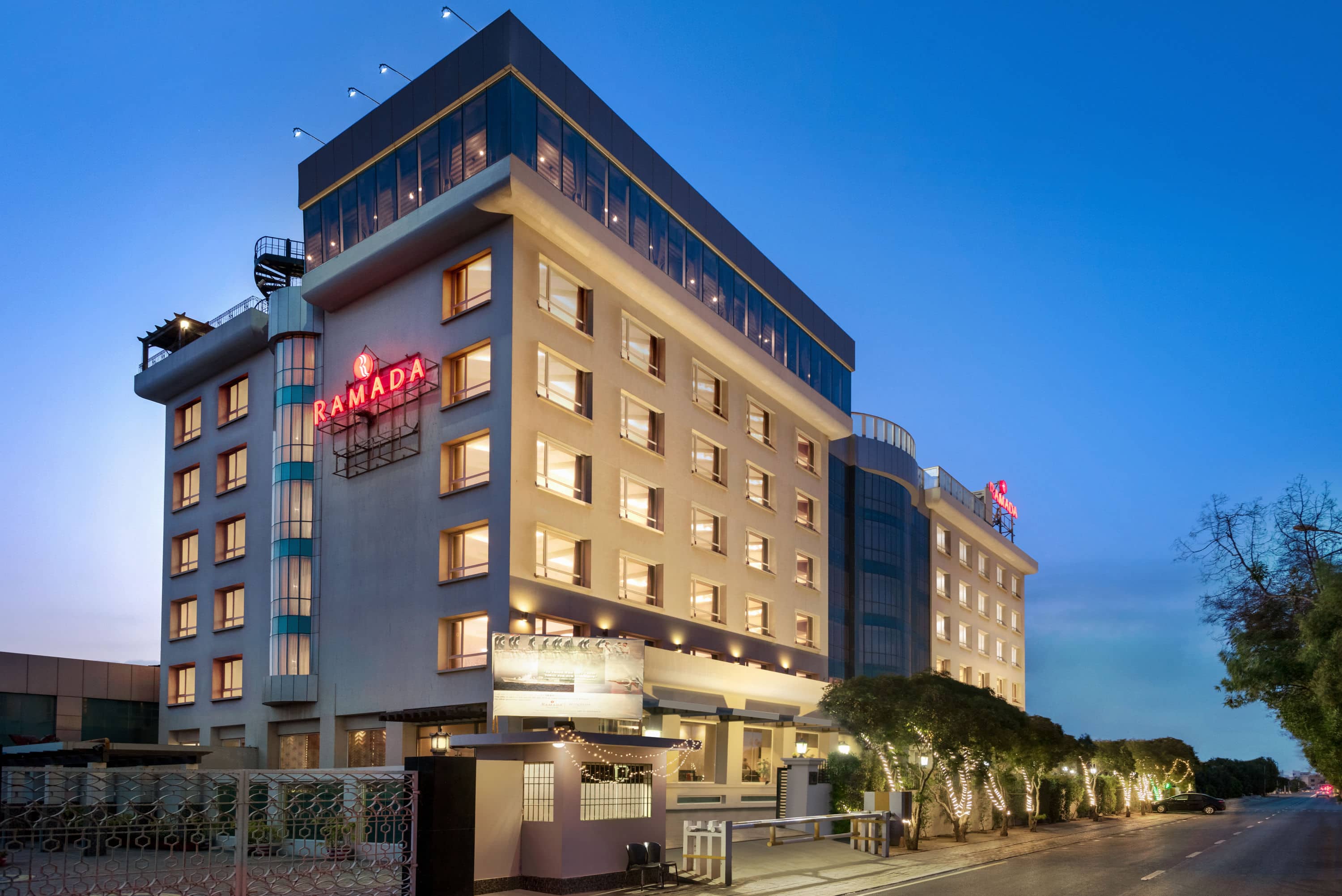 Escorts available at Ramada Creek DHA, DHA Phase 8