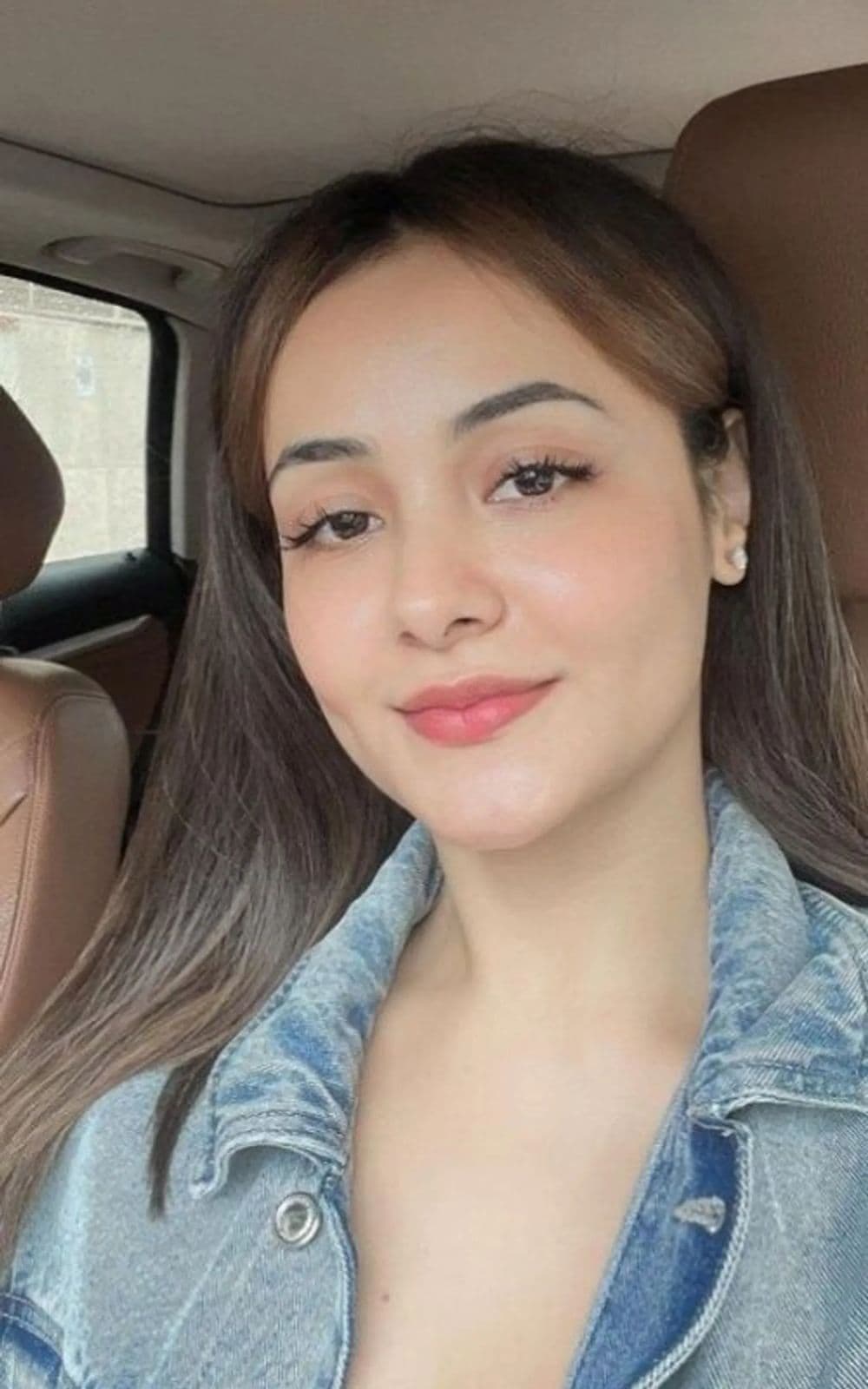 Sana Malik — Russian Escort Karachi in Karachi